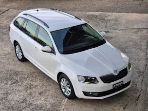 SKODA Octavia Combi 2.0 TDI Style DSG