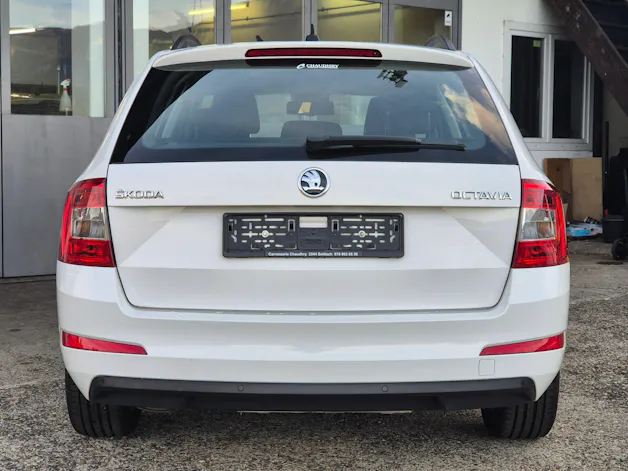 SKODA Octavia Combi 2.0 TDI Style DSG