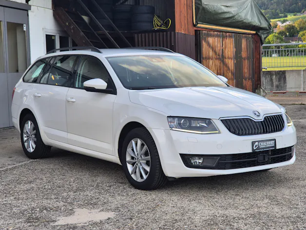 SKODA Octavia Combi 2.0 TDI Style DSG