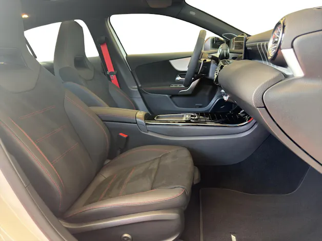 MERCEDES-BENZ A AMG 35 4Matic 8G-DCT
