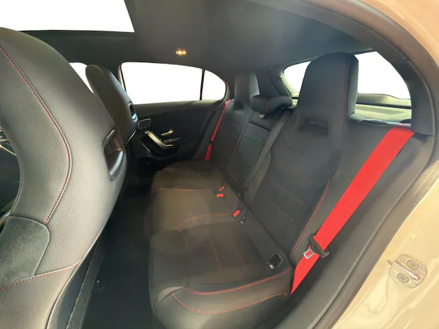 MERCEDES-BENZ A AMG 35 4Matic 8G-DCT