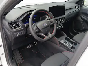 FORD Kuga 2.5 Hybrid ST-Line X 4x4