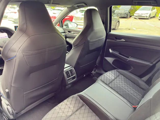 VW Golf Variant 2.0 TSI R-Line DSG 4 Motion