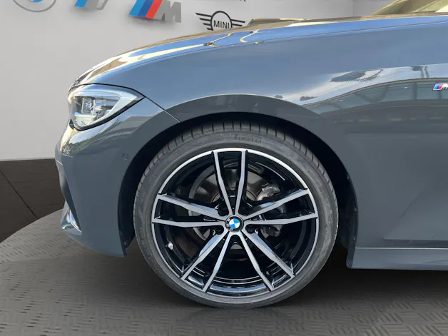 BMW 320d xDrive 48V Pure M Sport Steptronic