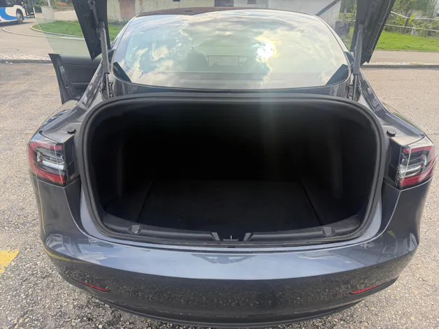Tesla Model 3 Long Range Dual Motor AWD