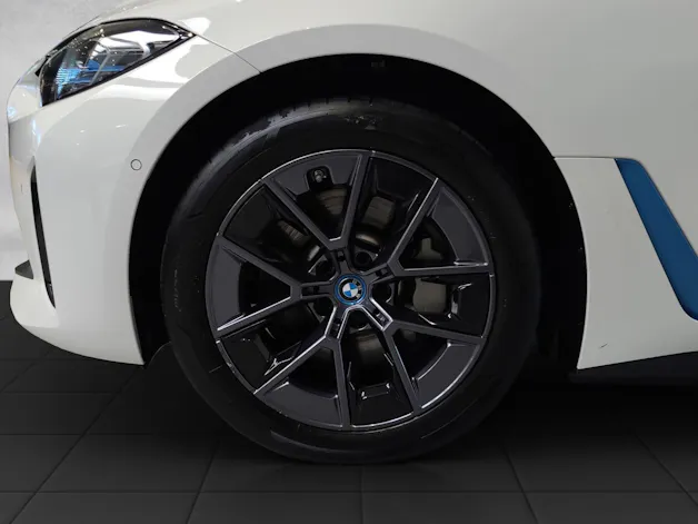 BMW i4 eDrive 40