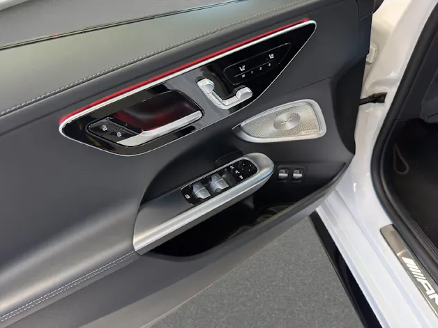 MERCEDES-BENZ C 63 AMG S E Performance Kombi
