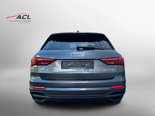 AUDI Q3 45 TFSI e S line S-tronic