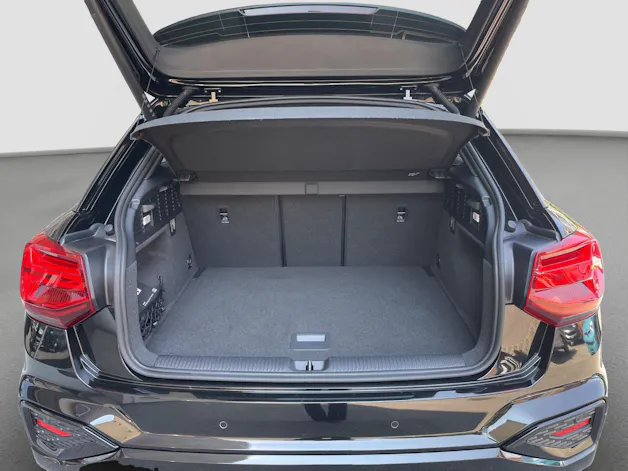 AUDI Q2 35 TFSI advanced S-tronic