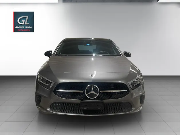 MERCEDES-BENZ A 180 Night Star 7G-DCT