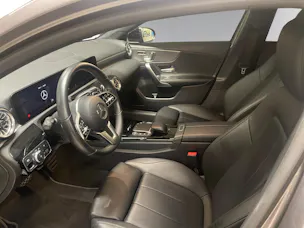 MERCEDES-BENZ A 180 Night Star 7G-DCT