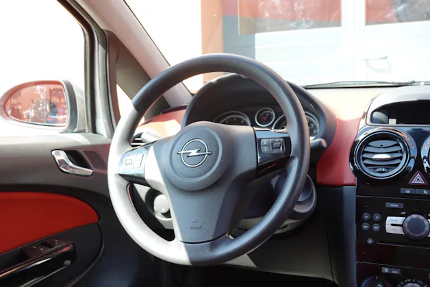 OPEL Corsa 1.4 TP Enjoy "CH Vehicule * Capteur stationnement"
