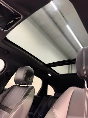 Land Rover Range Rover Velar 2.0 P400e R-Dynamic SE
