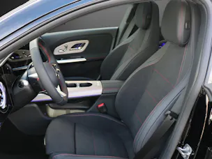 MERCEDES-BENZ CLA 220 8G-DCT 4Matic