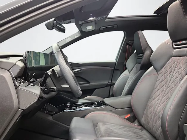 AUDI SQ6 e-tron quattro