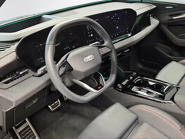 AUDI SQ6 e-tron quattro