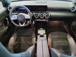 MERCEDES-BENZ A 180 AMG Line 7G-DCT