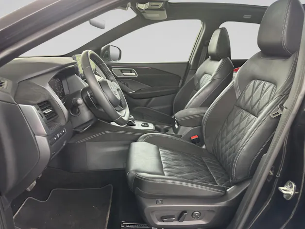 NISSAN Qashqai 1.3 DIG-T MHEV Tekna+ Xtronic 4x4