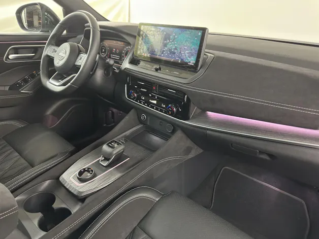 NISSAN Qashqai 1.3 DIG-T MHEV Tekna+ Xtronic 4x4