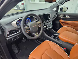 CHRYSLER 3.6 V6 4x4 Limited S 291 PS / 7-Plätzer