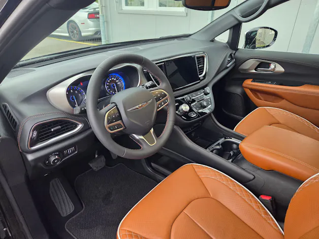 CHRYSLER 3.6 V6 4x4 Limited S 291 PS / 7-Plätzer
