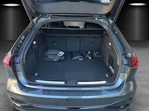 AUDI A5 Avant e-hybrid quattro Attraction 220 kW S tronic