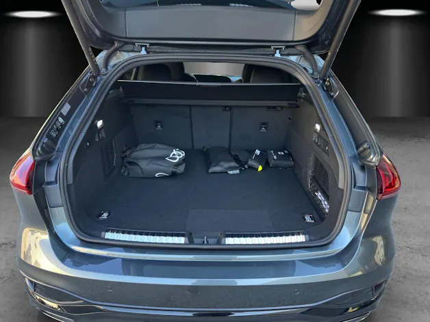 AUDI A5 Avant e-hybrid quattro Attraction 220 kW S tronic