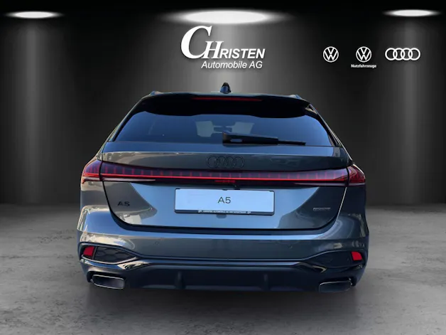 AUDI A5 Avant e-hybrid quattro Attraction 220 kW S tronic