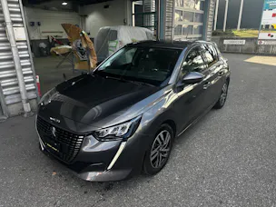 PEUGEOT 208 1.2 PureTech GT Line EAT8