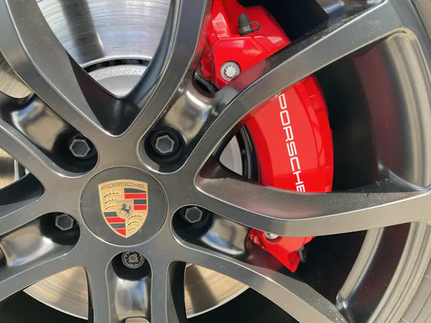 PORSCHE Cayenne GTS