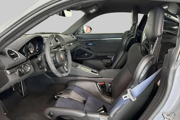 PORSCHE 718 Cayman GT4 RS PDK