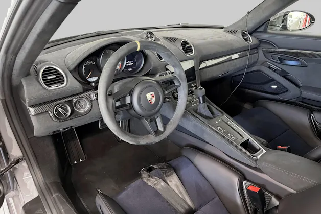 PORSCHE 718 Cayman GT4 RS PDK