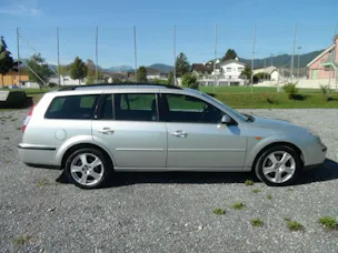 FORD Mondeo 2.0 TDDi 115 PS Ghia Kombi