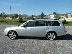 FORD Mondeo 2.0 TDDi 115 PS Ghia Kombi