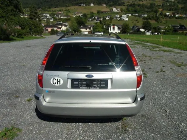 FORD Mondeo 2.0 TDDi 115 PS Ghia Kombi