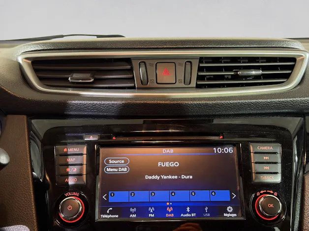 NISSAN Qashqai 1.3 DIG-T acenta DCT