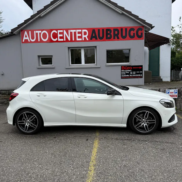 MERCEDES-BENZ A 250 AMG Line 7G-DCT *PANORAMA-DACH*