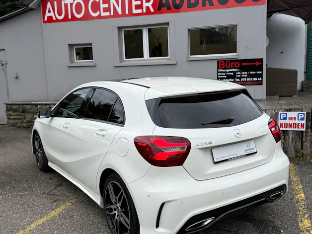 MERCEDES-BENZ A 250 AMG Line 7G-DCT *PANORAMA-DACH*