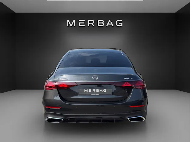 MERCEDES-BENZ E 220 d 4Matic 9G-Tronic