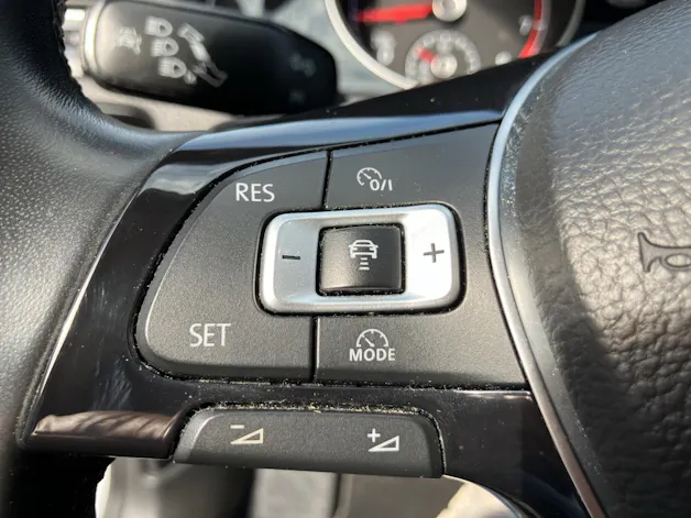 VW Golf 1.5 TSI EVO Highline DSG