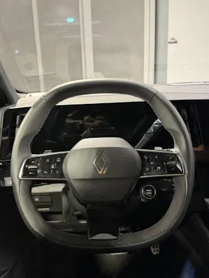 RENAULT Rafale 1.2 E-Tech Plug-in Atelier Alpine