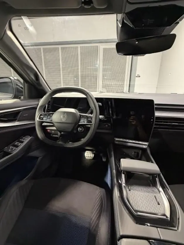 RENAULT Rafale 1.2 E-Tech Plug-in Atelier Alpine