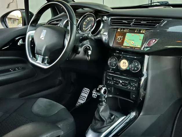 DS AUTOMOBILES DS3 1.6 THP Sport Chic