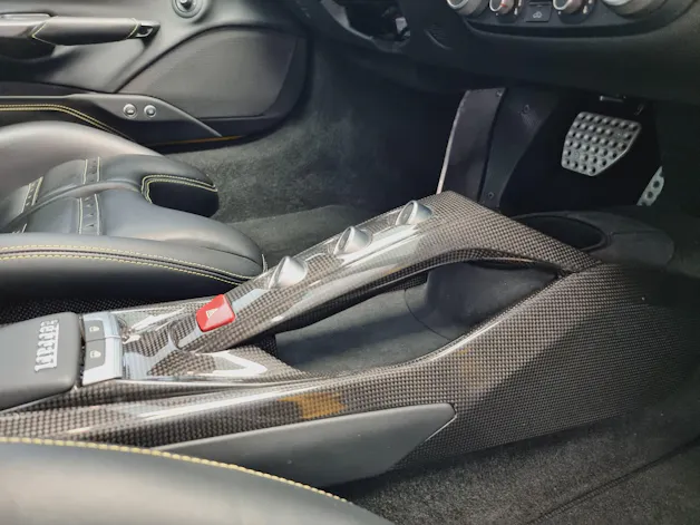 FERRARI 488 GTB