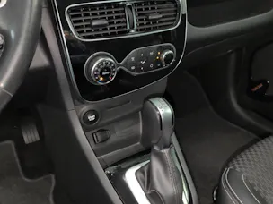 RENAULT Clio 1.2 16V T Intens EDC