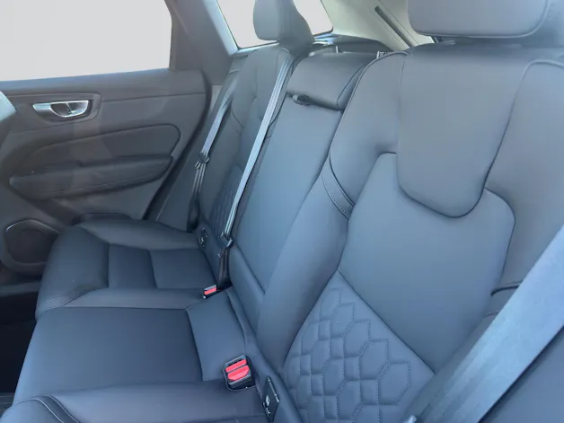 VOLVO XC60 T6 eAWD PluginHybrid Plus Dark Geartronic
