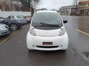 PEUGEOT iON