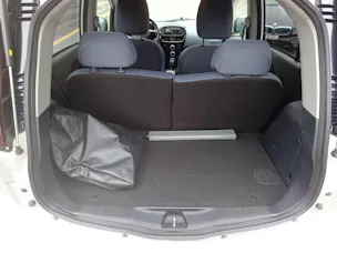 PEUGEOT iON