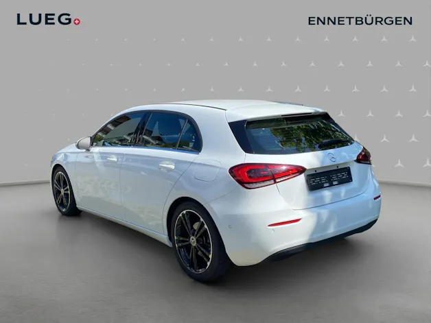 MERCEDES-BENZ A 180 d Style 7G-DCT