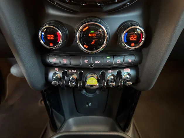 MINI Cooper SE